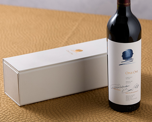 Opus One and gift box